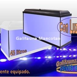 Acuario kit  45 Litros. Con luz azul. Efecto luz de luna. - Imagen 1