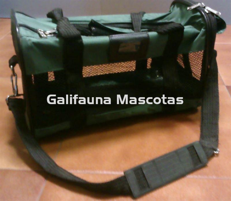 Bolso impermeable verde para perro raza pequeña. - Imagen 1