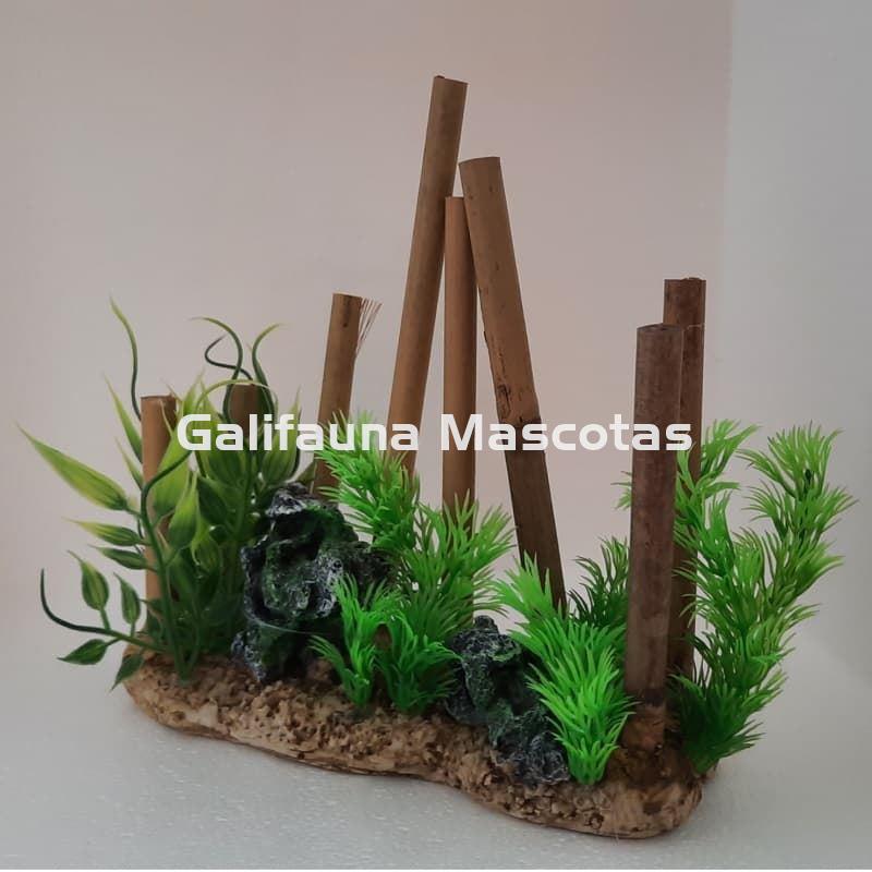 Decoración para acuarios BAMBU CON PLANTAS Y ROCAS. - Imagen 1